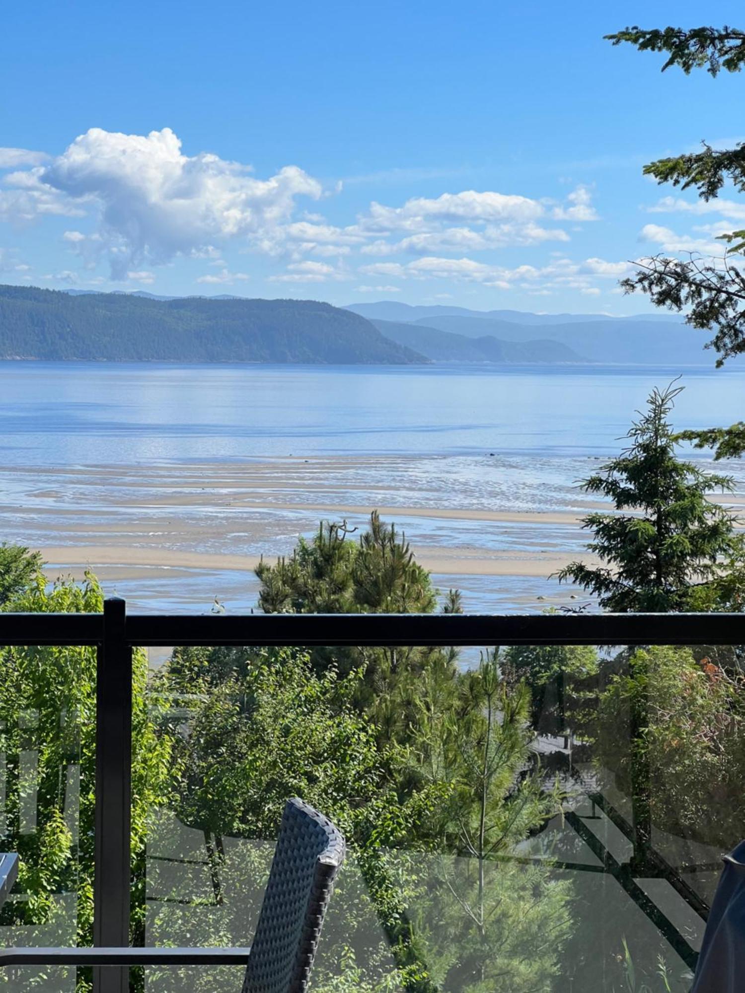 Magical Loft : Breathtaking View & Cozy Fireplace Saguenay Exterior photo