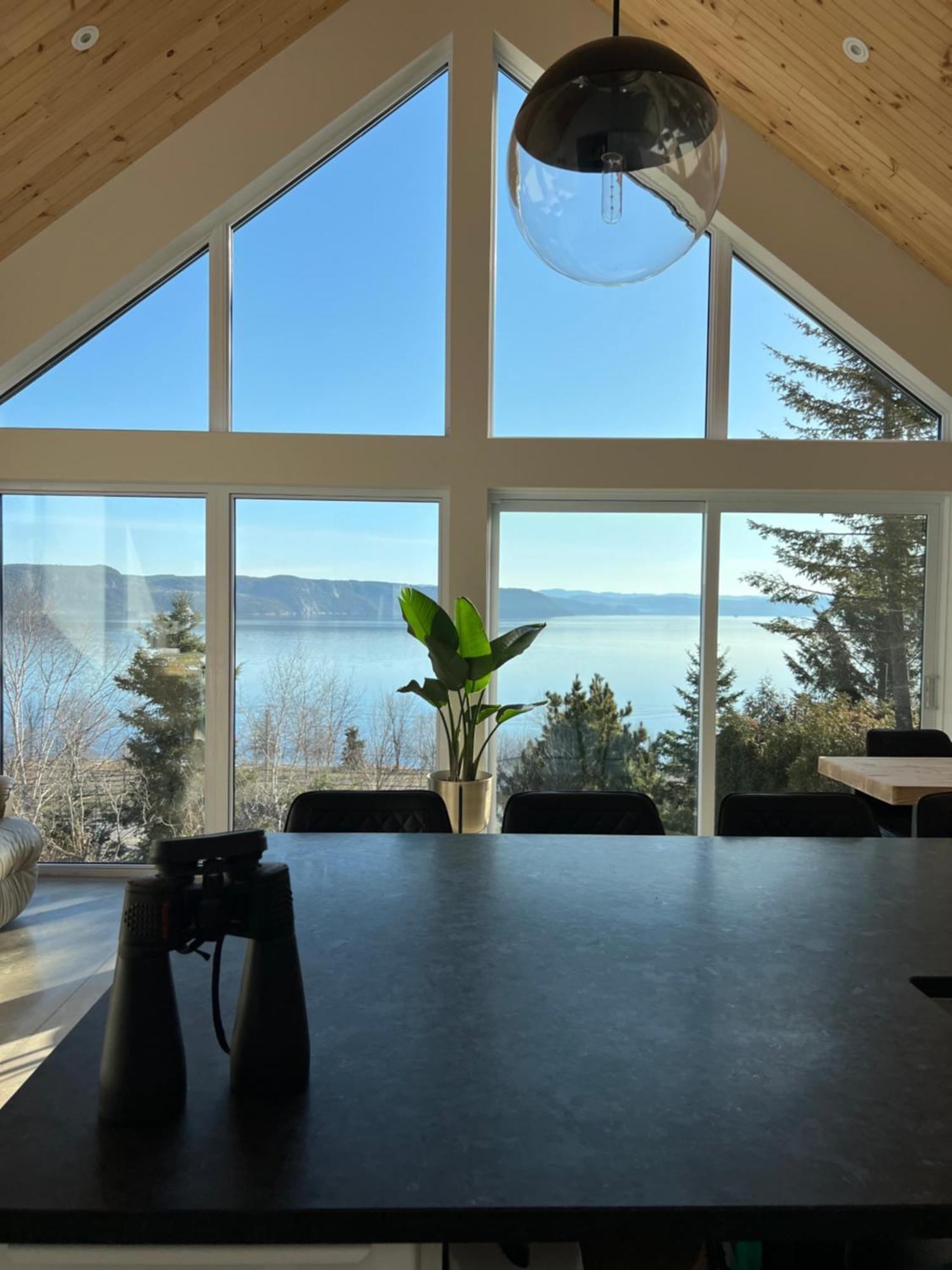 Magical Loft : Breathtaking View & Cozy Fireplace Saguenay Exterior photo